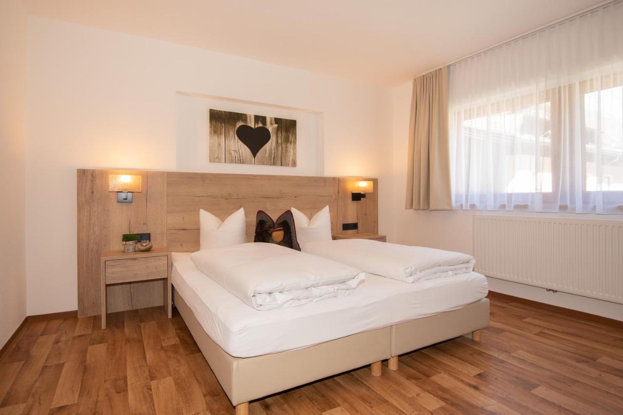 Haus Elisabeth Hotel Санкт Леонард им Пицтал Екстериор снимка